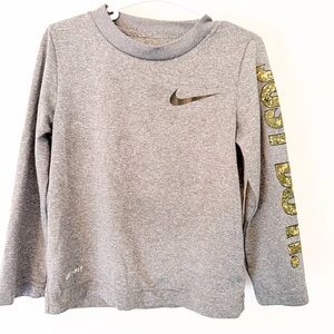 ⭐️ Nike Gray and Gold Long Sleeve Kids Tee
